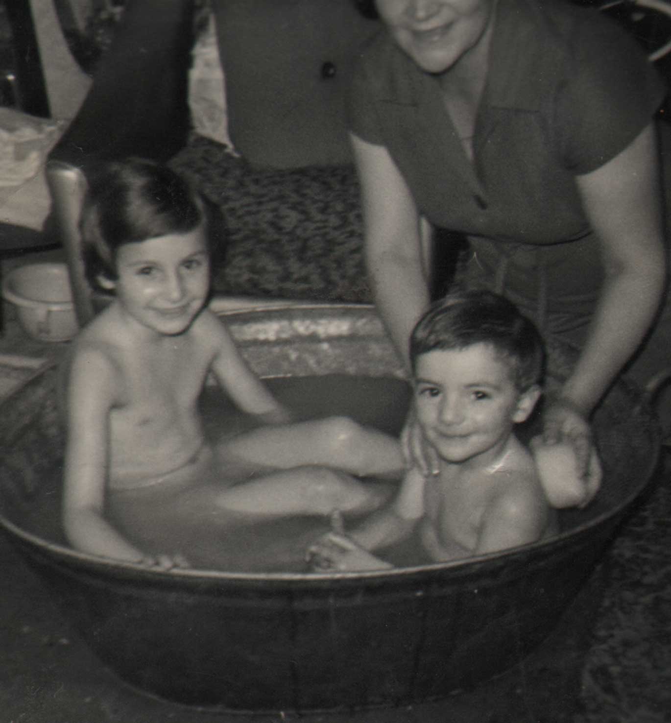 1964-Tin-Bath